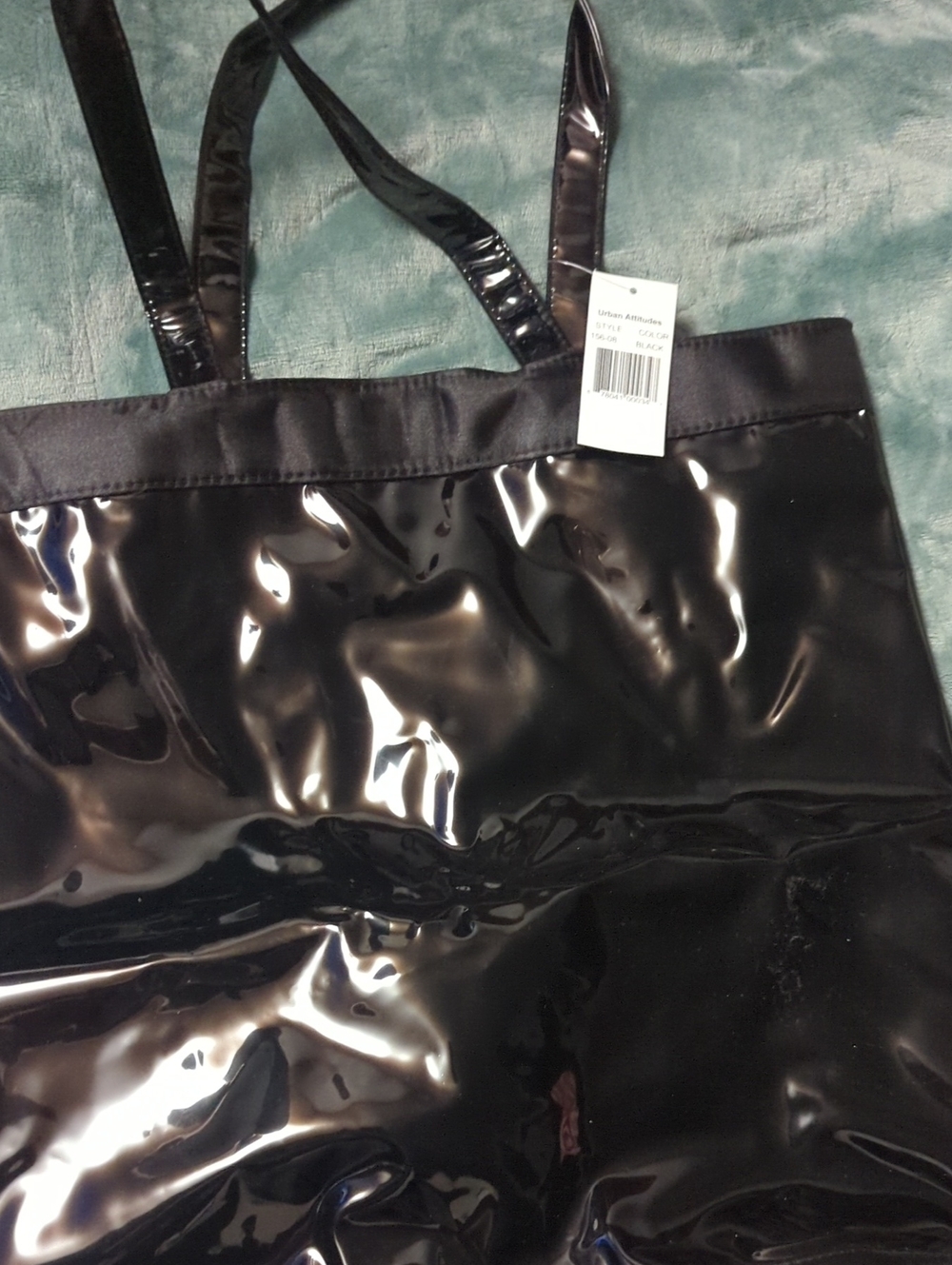 16-Black Patent Tote Bag. Pre-loved.